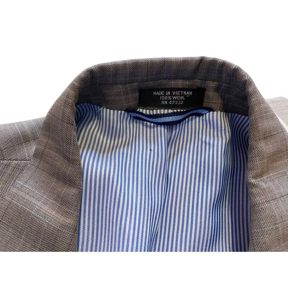 Tommy Hilfiger Mens Gray Plaid 100% Wool Blazer Sport Coat 40R Two Button